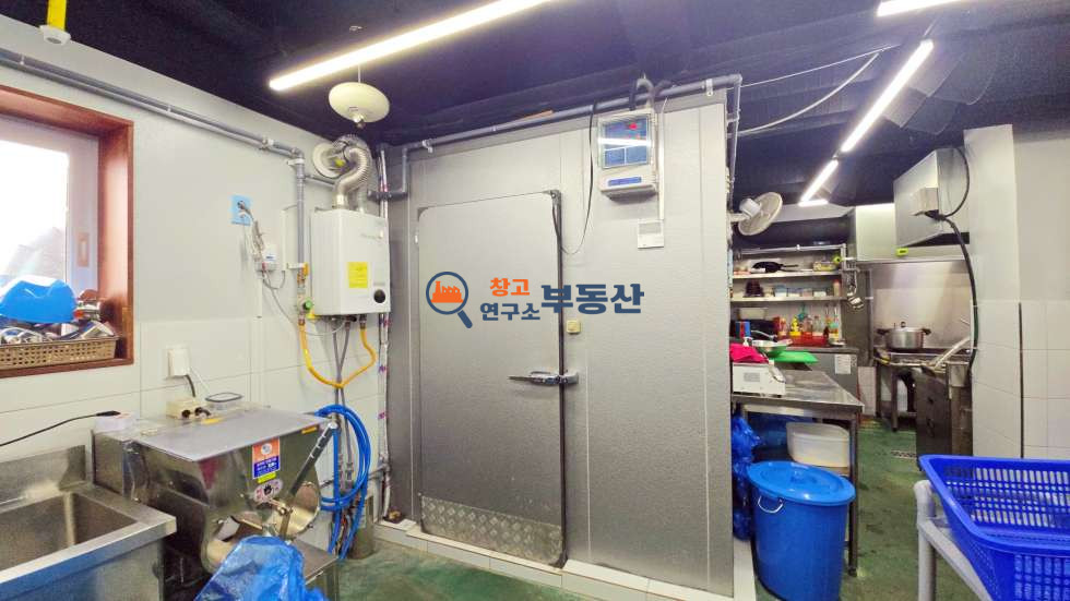 경기 고양일산서구 덕이동 #291평 #2종근생 #대로변 #단독건물 #하수직관 #고깃집적합 #대형주차장 #즉시입주 월세 매물번호 17044 사진 6