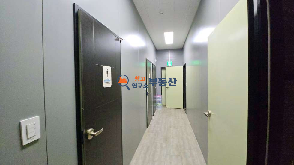 경기 파주시 문산읍 내포리 #217평 #2종근생#대형츄레라#내부사무실#준신축#높은층고 월세 매물번호 17034 사진 4