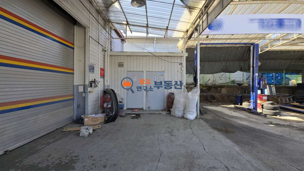 경기 고양일산서구 덕이동 #121평 #자동차관련시설 #덕이동 #1급정비 #하수직관 #계획관리 #단층상가 #즉시협의 월세 매물번호 16997 사진 2