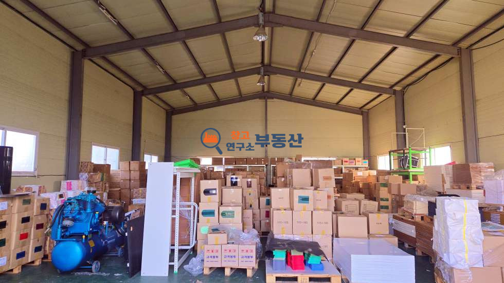 경기 고양일산서구 구산동 #60평 #창고시설 #넓은마당 #40ft #자유로IC인근 #즉시입주 월세 매물번호 16996 사진 2