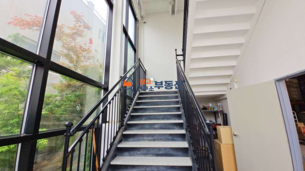 경기 고양덕양구 주교동 #272평 #2종근생 #사옥형창고 #주교동 #2차선도로변 #화물EV #원당역인접 #대곡역권 #즉시입주 월세 매물번호 16980 사진 6