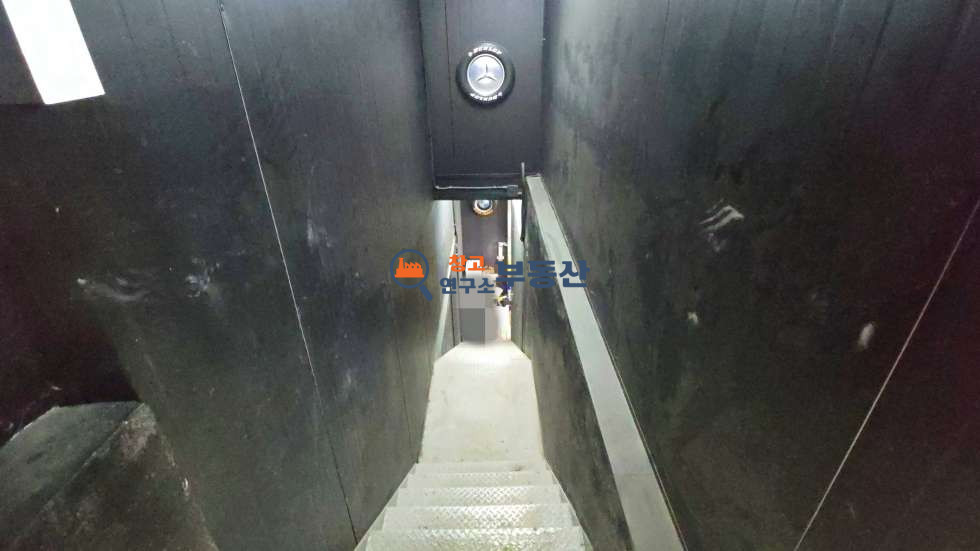 경기 고양일산동구 장항동 #자동차시설매매 #198평 #총2층(111평+87평#즉시입주 #1급자동차정비#도색부스 #조색실완비 #화물용리프트2 #냉난방 매매 매물번호 16979 사진 13