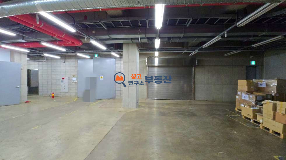 경기 파주시 신촌동 #313평 #인쇄공장임대 #출판단지 #자유로인접 #화물EV #고전력 #즉시입주 #주차다수 월세 매물번호 16970 사진 6