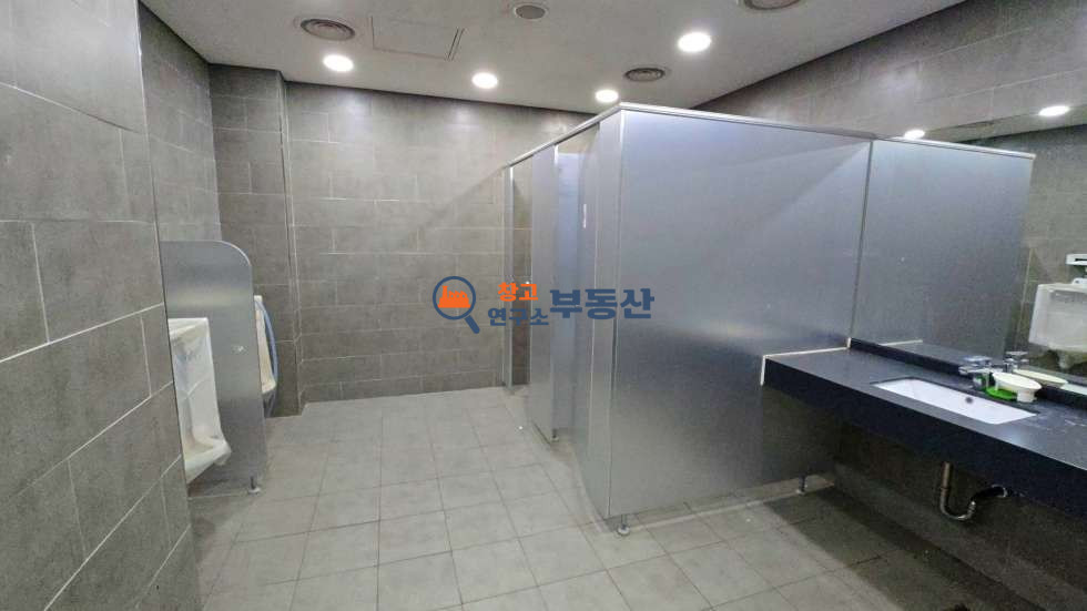 경기 파주시 신촌동 #313평 #인쇄공장임대 #출판단지 #자유로인접 #화물EV #고전력 #즉시입주 #주차다수 월세 매물번호 16970 사진 11