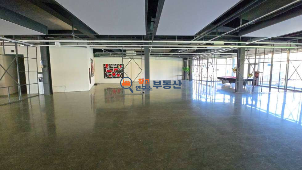 경기 파주시 문발동 #746평 #공장 #도심접#40ft #즉시입주 #화물/일반EV #냉난방완비 #스튜디오 사옥 추천 #자유로5분 월세 매물번호 16958 사진 21