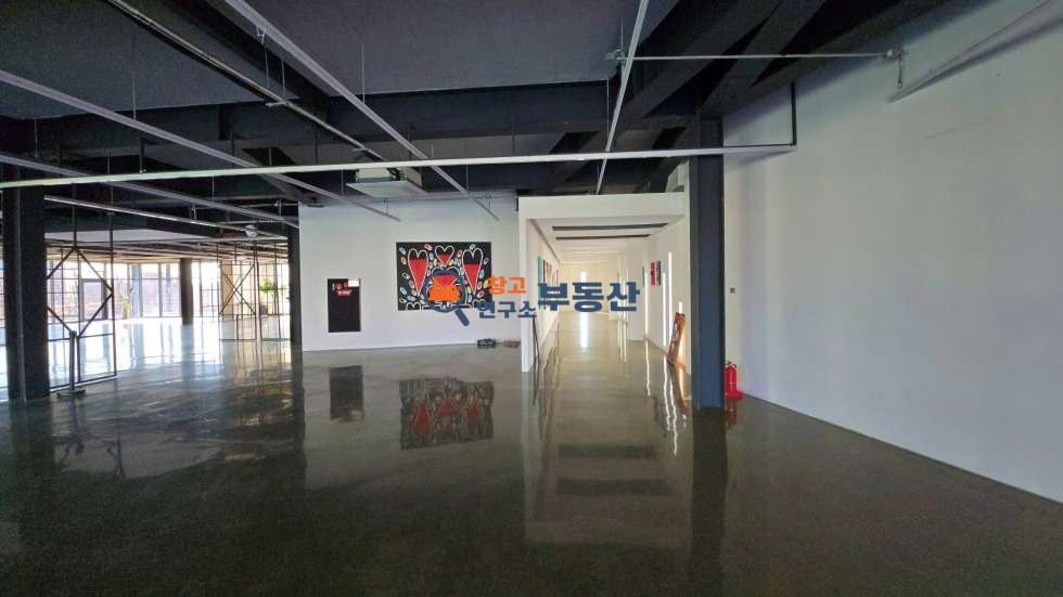 경기 파주시 문발동 #746평 #공장 #도심접#40ft #즉시입주 #화물/일반EV #냉난방완비 #스튜디오 사옥 추천 #자유로5분 월세 매물번호 16958 사진 22