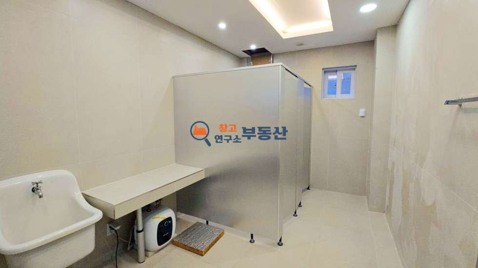 경기 파주시 탄현면 성동리 #전용300평 #2종근생 #40ft가능 #4차선변 #즉시입주 #대형주차장 #통건물 월세 매물번호 16898 사진 12