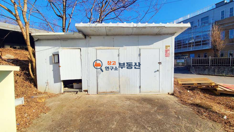 경기 고양일산서구 덕이동 #59평 #2종근생 #단기임대 #내부복층사무실 #즉시입주 #대형차진입 월세 매물번호 16836 사진 4