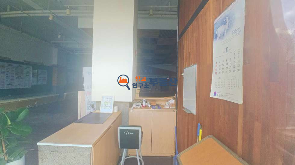 경기 고양일산서구 대화동 #130평 #2종근생 #대로변#즉시입주 #대형주차장 #상업시설 #분할임대가능 월세 매물번호 16834 사진 2