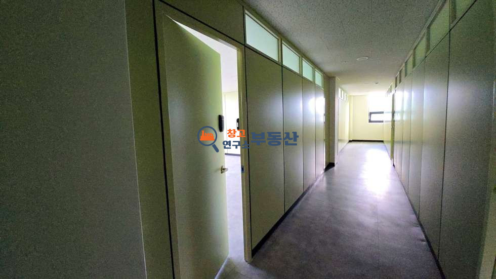 경기 고양덕양구 현천동 #13평 #3층일부#2종근생 #냉난방완비 #서울인접 #즉시입주 #노출굿 #사무실추천 월세 매물번호 16804 사진 7