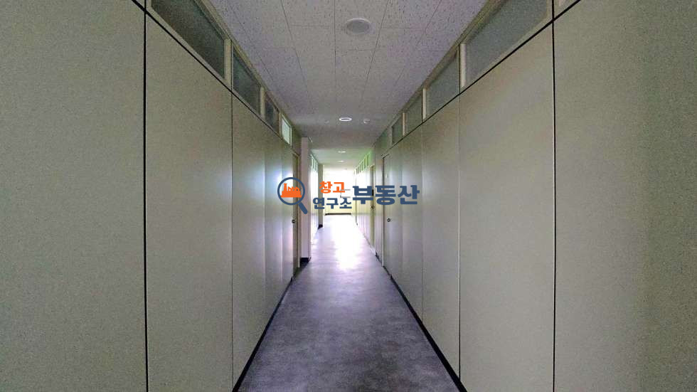 경기 고양덕양구 현천동 #23평 #3층일부#2종근생 #냉난방완비 #서울인접 #즉시입주 #노출굿 #사무실추천 월세 매물번호 16803 사진 4