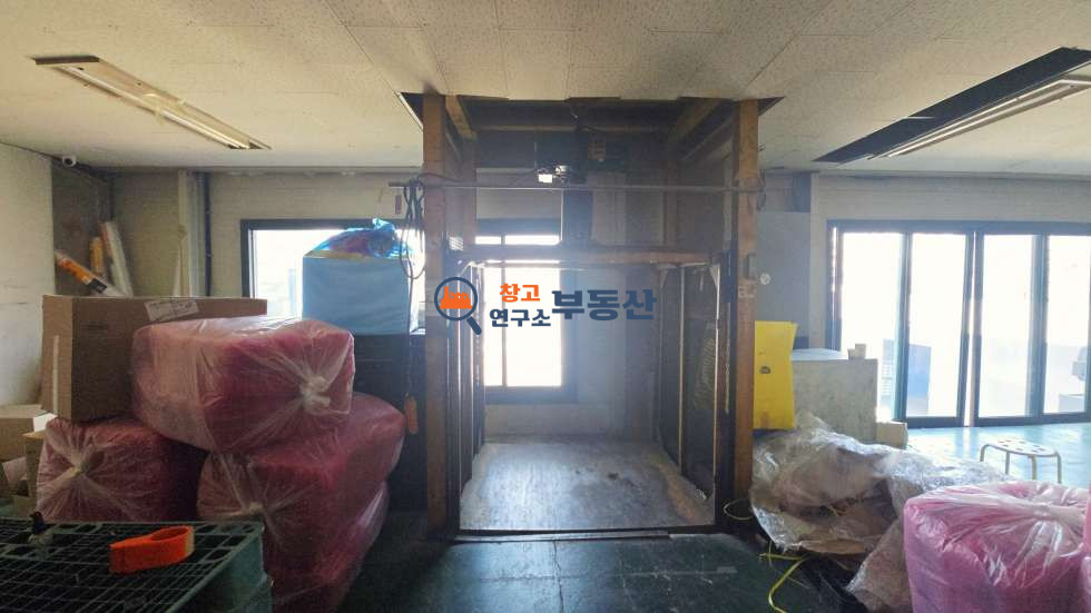 경기 고양일산동구 장항동 #건200평 #공장 #전력100kw #2층부분임대 #I초대형마당 #대형공장 #화물리프트 월세 매물번호 17233 사진 4