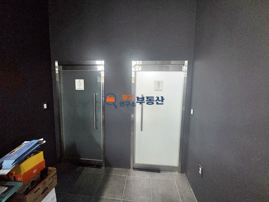 경기 파주시 상지석동 #60평 #2층임대 #대형마당 #도로인접 #광고효과 #창고형매장 #준신축급 월세 매물번호 17556 사진 7