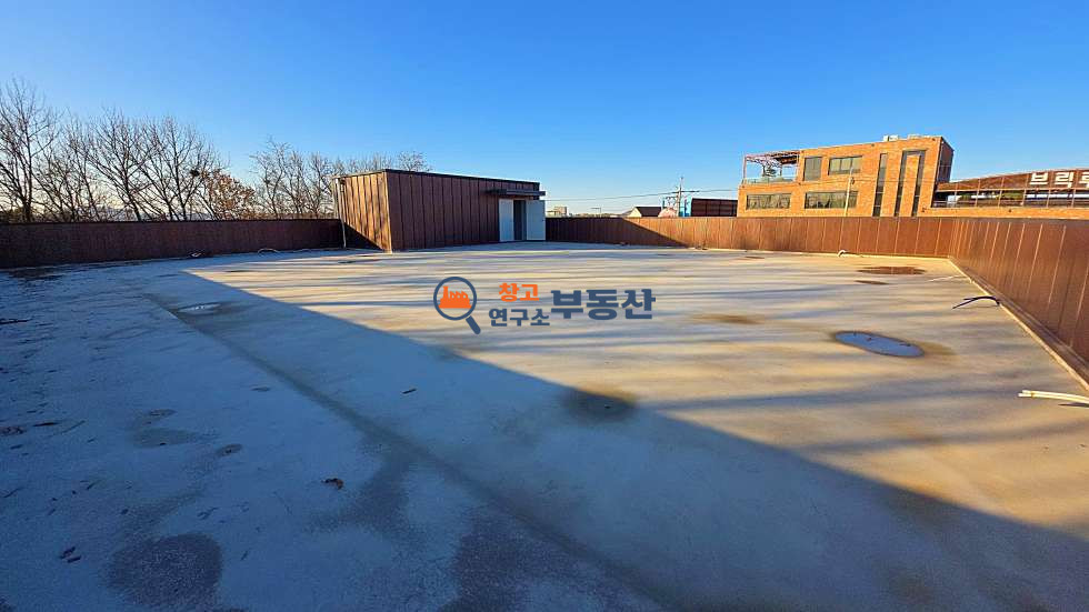 경기 파주시 문발동 #225평 #2종근생 #통건물임대 #신축상가 #문발동먹자라인 #도로변 #광고효과 #대형주차장 #카페음식점추천 #즉시입주 월세 매물번호 16743 사진 12