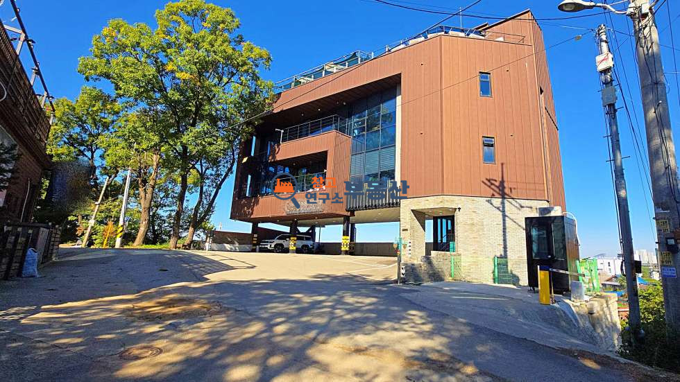 경기 고양덕양구 행주외동 #148평 #2종근생 #즉시입주 #필로티주차장 #하수직관 #루프탑카페 #권리금없음 #한강뷰 #교통최상 월세 매물번호 16533 사진 1