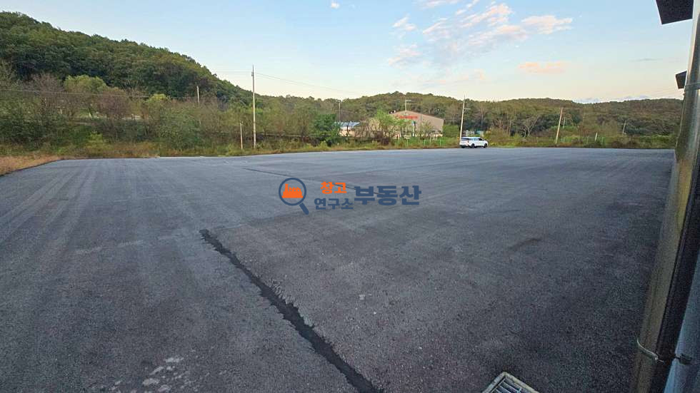 경기 파주시 적성면 식현리 #266평#공장#층고높 #신축 #저렴임대료 #초대형단독마당 #사무동포함 #즉시입주 월세 매물번호 16485 사진 13