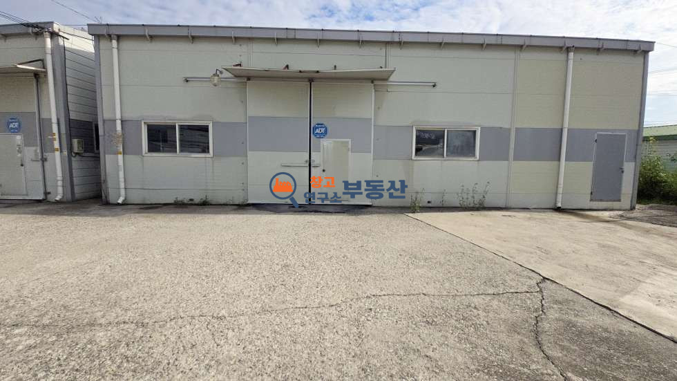경기 고양일산서구 구산동 131평 #2종제조 #총3동(60평+36평+36평) #저렴임대료 #단독대형마당 #즉시입주 #민원無 #40ft가능 월세 매물번호 16359 사진 6