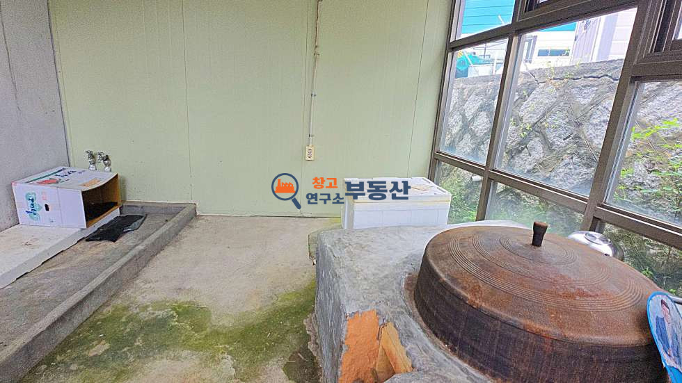 경기 고양일산서구 구산동 #2종근생매매#대65평 #연29평 #즉시입주 #계획관리 #소형창고 #평당607 매매 매물번호 16346 사진 5