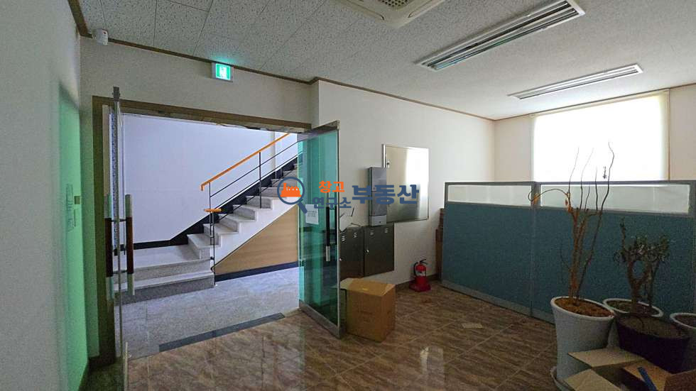 경기 파주시 탄현면 대동리 #공장매매 #대429평 #연175평 #대형단독마당 #즉시입주 #계획관리 #태양광설치완 #평당349 매매 매물번호 16342 사진 12