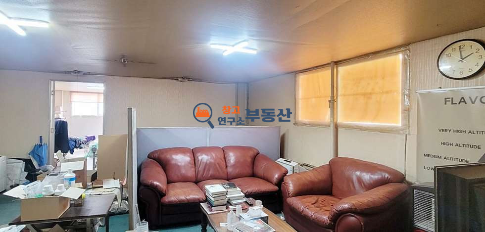 경기 고양일산서구 덕이동 #55평 #창고시설 #내부사무실 #단독마당 #하수직관 #저렴임대료 #최상입지 월세 매물번호 16320 사진 3