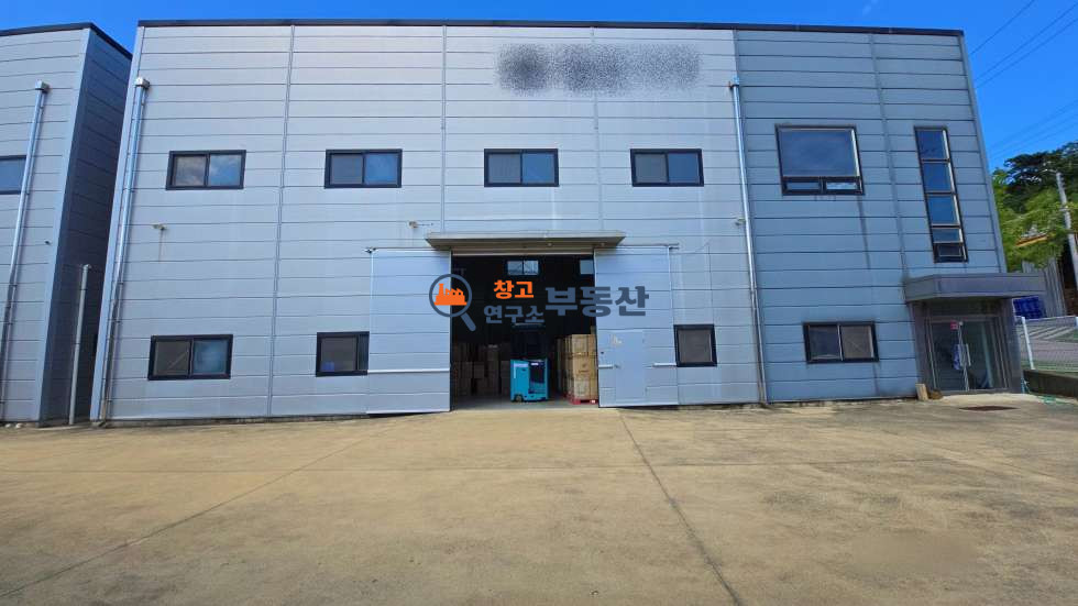 경기 파주시 탄현면 축현리 #공장매매 #대지487평 #연249평(149+100) #일반공업지역 #사무실완비 #하수직관 #가설천막 #즉시입주 #평당441 매매 매물번호 16250 사진 3