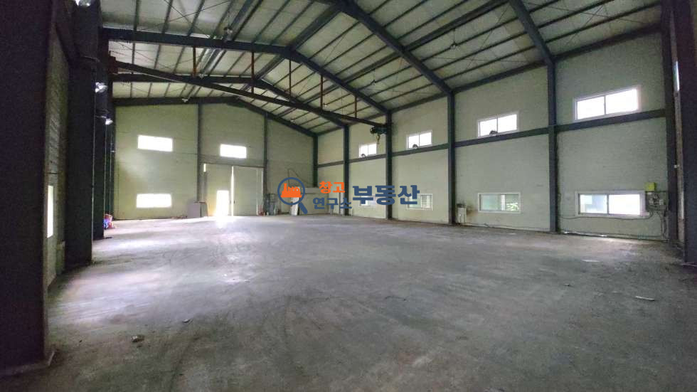 경기 파주시 월롱면 덕은리 #공장급매 #대지604평 #연238평(121+118) #계획관리 #대형마당#호이스트 #즉시입주 #평당250 매매 매물번호 16243 사진 4