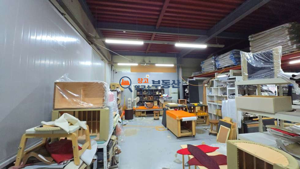 경기 파주시 월롱면 덕은리 #공장급매 #대지850평 #연402평 #40ft #계획관리 #대형단독마당#개발호재 #전기99kw#가설천막 #평당294 매매 매물번호 16242 사진 4
