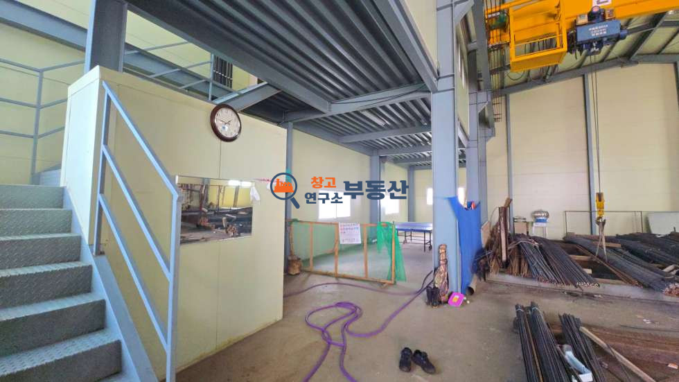 경기 고양덕양구 행주내동 #113평#1종근생 #호이스트#내부사무실 및 화장실 #즉시입주 #대형차가능 #자유로인접 월세 매물번호 16164 사진 3
