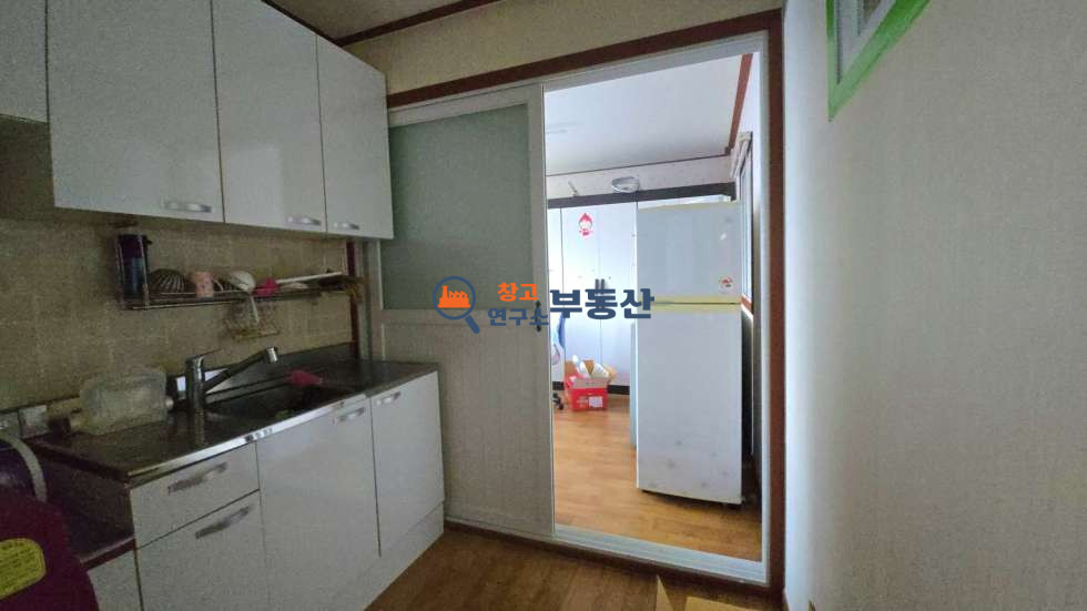 경기 고양덕양구 행주내동 #113평#1종근생 #호이스트#내부사무실 및 화장실 #즉시입주 #대형차가능 #자유로인접 월세 매물번호 16164 사진 11