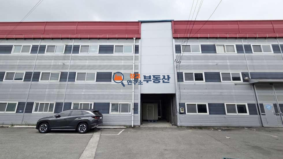 경기 고양일산서구 구산동 #연116평 #2종제조 #1층58+2층58평 #내부사무실 #빠른입주 #화물리프트2톤 #각층화장실 #탑골IC 1분 월세 매물번호 17582 사진 1