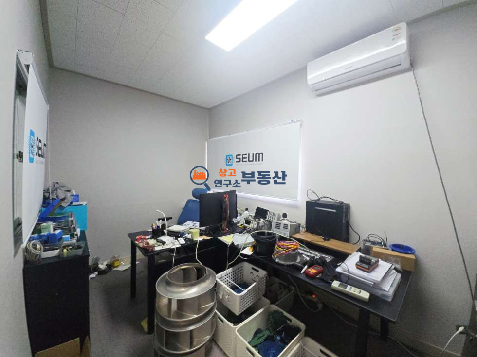 경기 파주시 탄현면 문지리 #2종제조매매 #100평 #층고8.5 #가설40평 #식품제조가능 #산업존 #준신축 #실사용추천 매매 매물번호 17588 사진 9