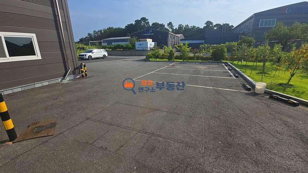 경기 파주시 탄현면 법흥리 #150평 #공장#자동문 #층고높 #민원無 #준신축 #내부사무실 #즉시입주 #성동ic5분 월세 매물번호 16352 사진 5