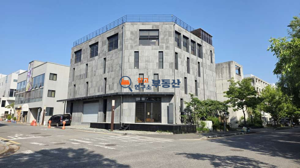 경기 파주시 서패동 #사옥추천 #대200평 #연514평 #파주출판단지 #준공업지역 매매 매물번호 17612 사진 1