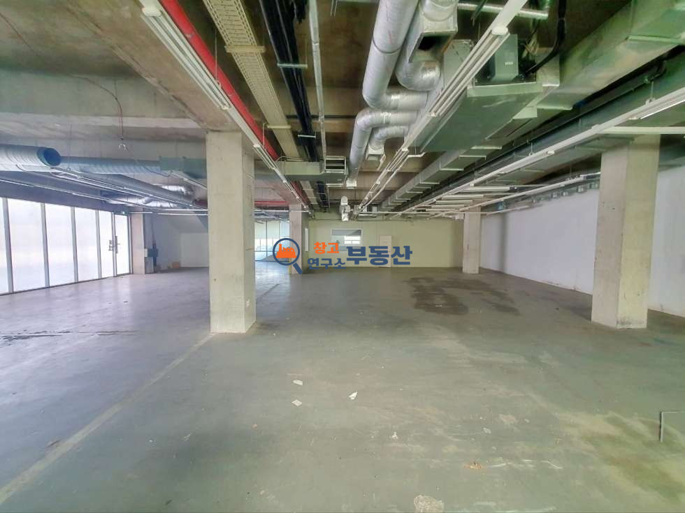 경기 파주시 신촌동 #대지310평#공장#연면적565평#4층 통건물 매매#화물엘베#가설천막#파주공장매매# 매매 매물번호 15380 사진 5
