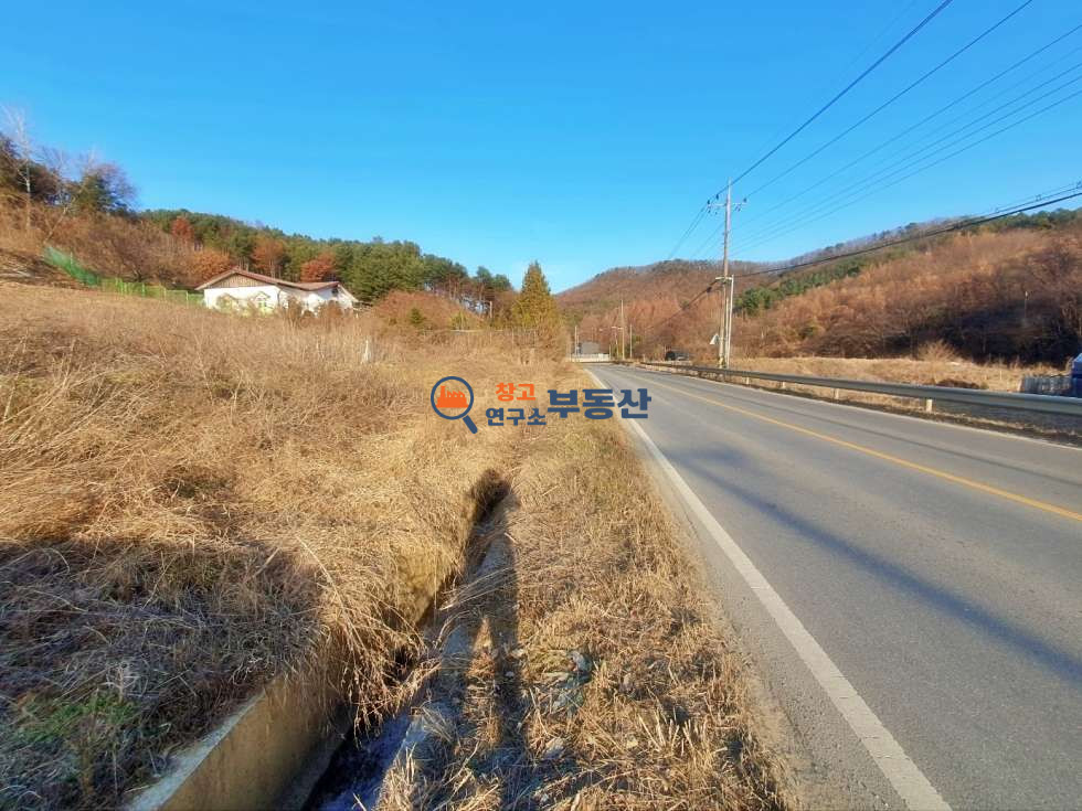 경기 파주시 법원읍 법원리 #416평#평당200만원#전1필지#자연녹지#2차선도로변 매매 매물번호 15018 사진 4
