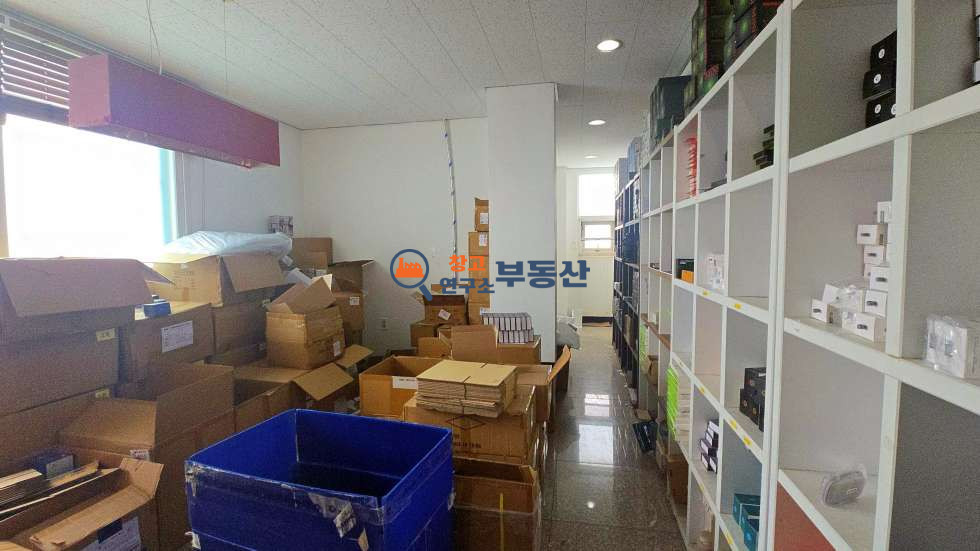 경기 고양덕양구 토당동 #1,2종근생매매 #193평(총3층)#서울인접 #하수직관 #1종일반주거지역 #사옥추천 #평당1748 매매 매물번호 16818 사진 10