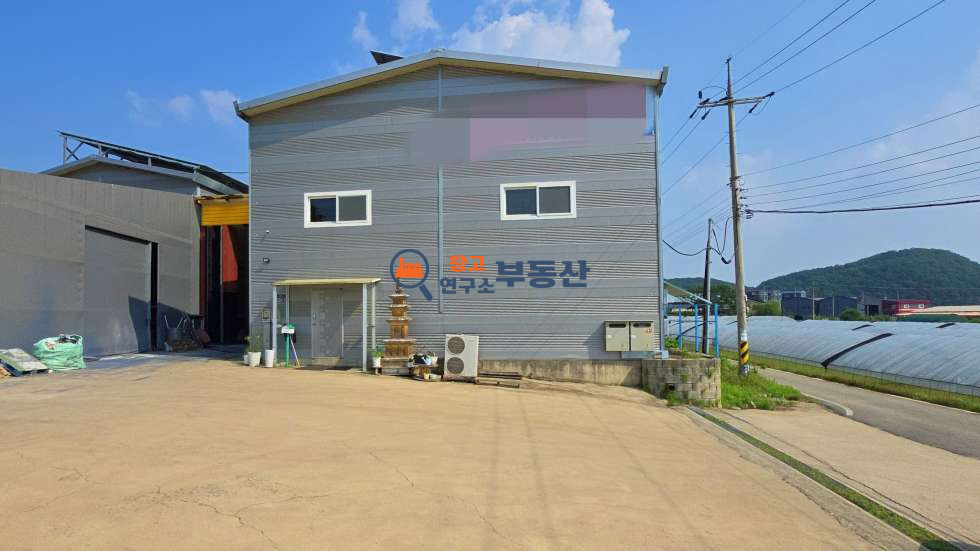 경기 파주시 검산동 #공장매매 #대지654평 #건230평(148.8+81.6평) #가설80평 #40FT #복층공간 #월롱ic #계획관리 #대형단독마당 #광고효과 #평당300 매매 매물번호 15965 사진 2