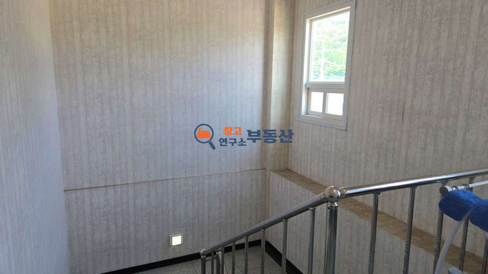경기 파주시 검산동 #공장매매 #대지947평 #건467평(121+120+120+104) #가설70평 #40FT #2차선변 #준신축#월롱ic #계획관리 #대형단독마당 #사옥추천 #평당499 매매 매물번호 15961 사진 6