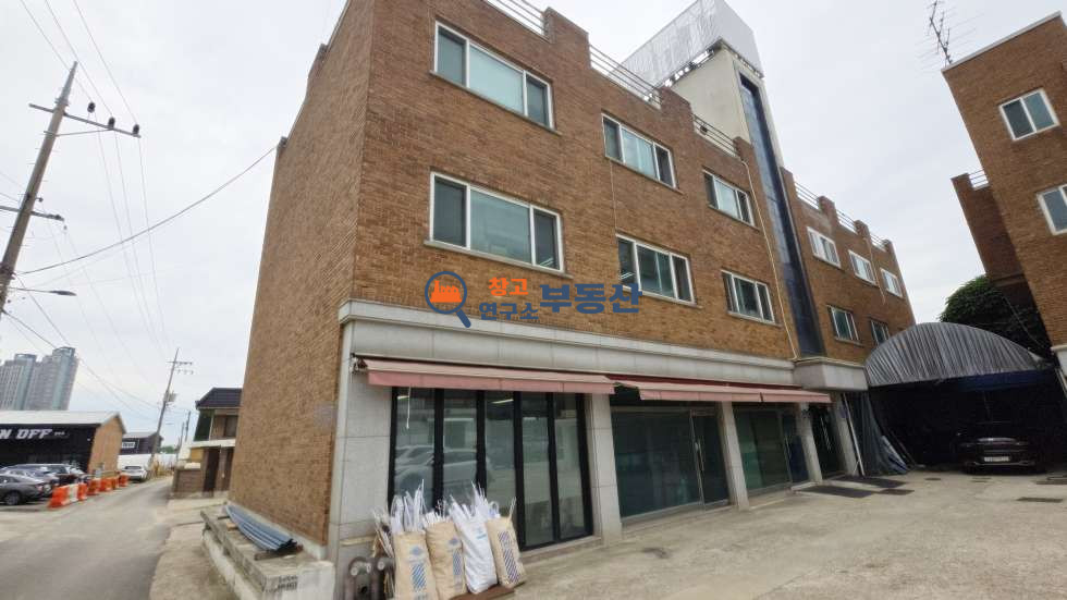 경기 고양일산동구 백석동 #2종근생시설매매 #대지165평 #3층288평 #(69+73+73+73) #즉시입주 #자유로인접 #대형진입가능 #1종일반 주거지역 #고양경제자유구역#개발호재 #사옥추천 #평당2119 매매 매물번호 15901 사진 5