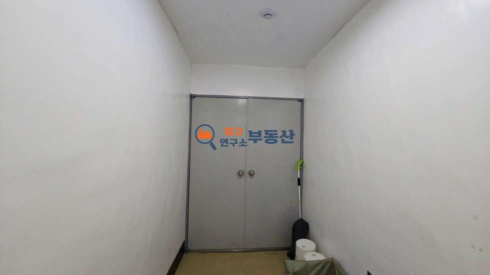 경기 고양일산서구 법곳동 #80평 #공장 #2층 부분임대 #대형차량가능#보관창고추천 #자유로인접 #화물EV #전기승압 월세 매물번호 15880 사진 3