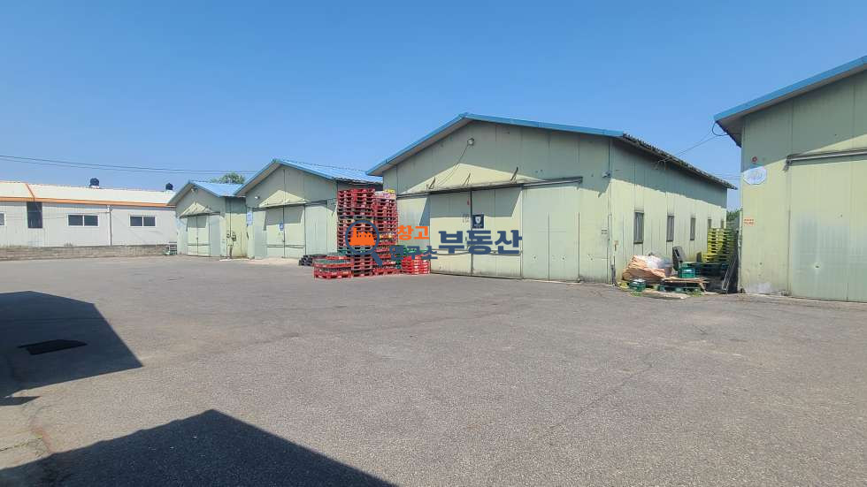 경기 고양일산서구 법곳동 #공장매매 #대지997평 #공장389평 #(60평6동+30평1동) #즉시입주 #자유로인접 #대형진입가능 #농림지역 #고양경제자유구역#개발호재 #투자추천 #평당271 매매 매물번호 15879 사진 1