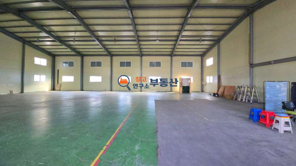 경기 고양일산서구 법곳동 #148평 #창고시설 #대형마당 #40FT가능#실내체육시설추천 #층고높 #자유로인접 월세 매물번호 15876 사진 2