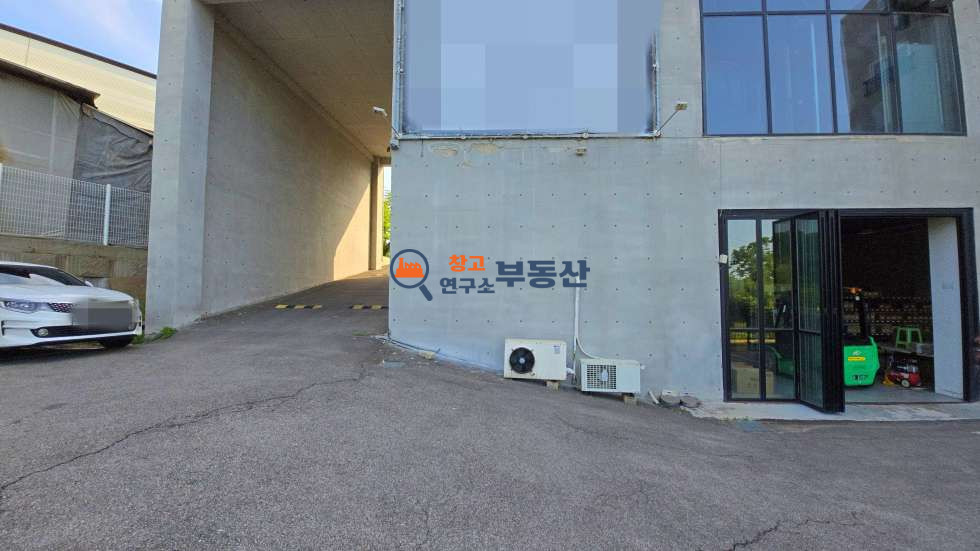 경기 파주시 오도동 #근생매매 #대지314평 #연275평 #(90+84+101평) #1,2종근생시설 #대로변#현음식점 #평당1114 매매 매물번호 15863 사진 4