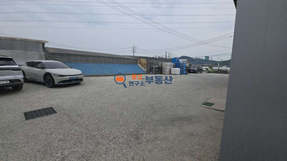 경기 파주시 파주읍 백석리 #창고급매 #대지431평 #연119평(60평2동)#2종근생#대로변#대형단독마당 #계획관리 #평당389 매매 매물번호 15841 사진 6