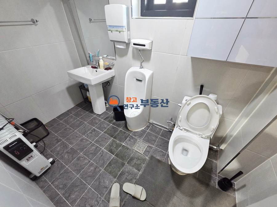 경기 파주시 상지석동 #110평 #55x2동 #체육시설 #도심권 #하수직관 #운정역5분 #준신축급 월세 매물번호 15975 사진 10