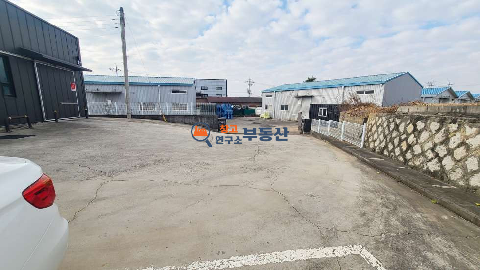 경기 고양일산서구 구산동 #대209평 #연91평 #1층75평+2층16평 #1종소매 #넓은마당 #컨디션굿 #22톤진입가 #평당714만 매매 매물번호 16671 사진 2