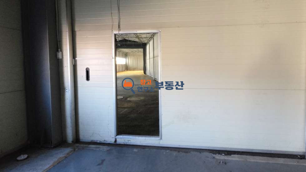 경기 파주시 월롱면 덕은리 #150평 #75+75평 #2종제조 #단독마당 #높은층고 #내부사무실 #대형차량 # 전기25kw #식품공장 #즉시입주 월세 매물번호 15323 사진 13