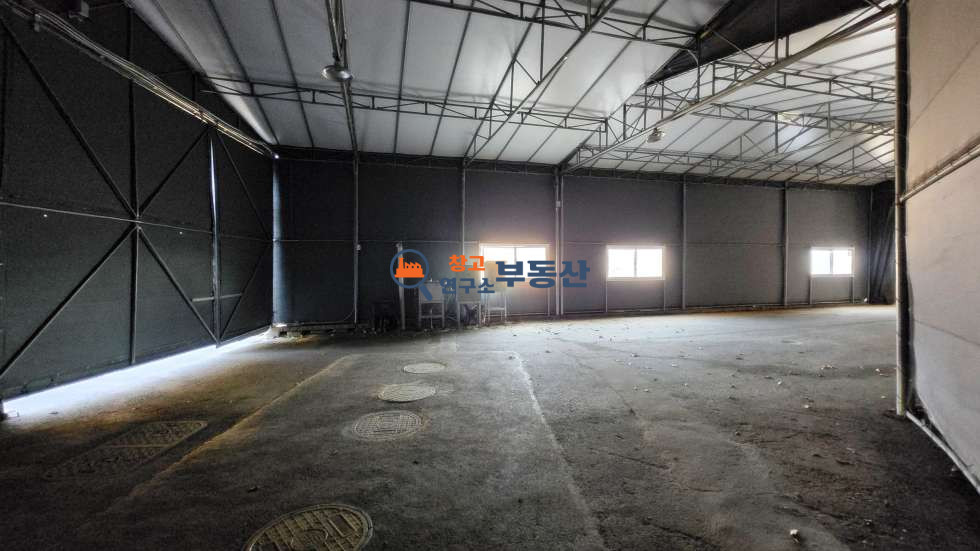 경기 파주시 월롱면 덕은리 #150평 #75+75평 #2종제조 #단독마당 #높은층고 #내부사무실 #대형차량 # 전기25kw #식품공장 #즉시입주 월세 매물번호 15323 사진 15
