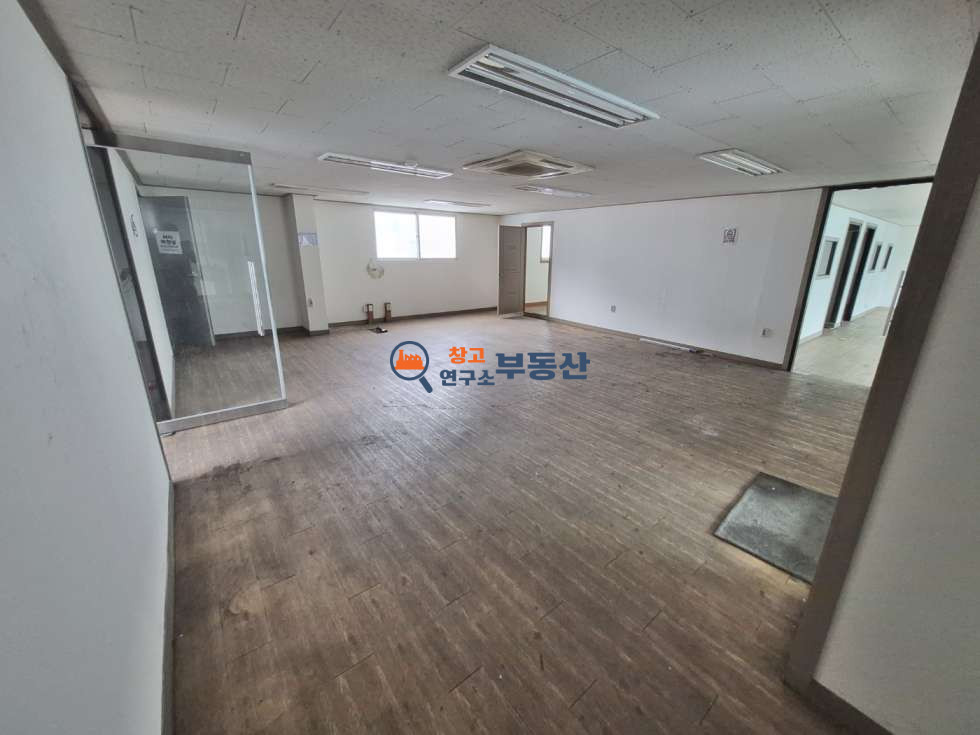 경기 파주시 법원읍 가야리 #토980평 #평당306 #건442평 #가설200평 #단독공장 #전기승압 매매 매물번호 17687 사진 9