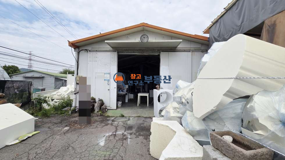 경기 파주시 파주읍 백석리 #43평 #공장 #단독마당 #내부사무실 #가설천막 #월롱IC #저렴임대료#파주센트럴밸리인근 월세 매물번호 17694 사진 2